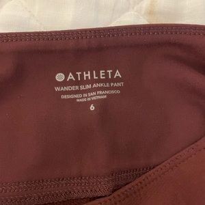 Athleta pants size 6 wander slim burgundy.